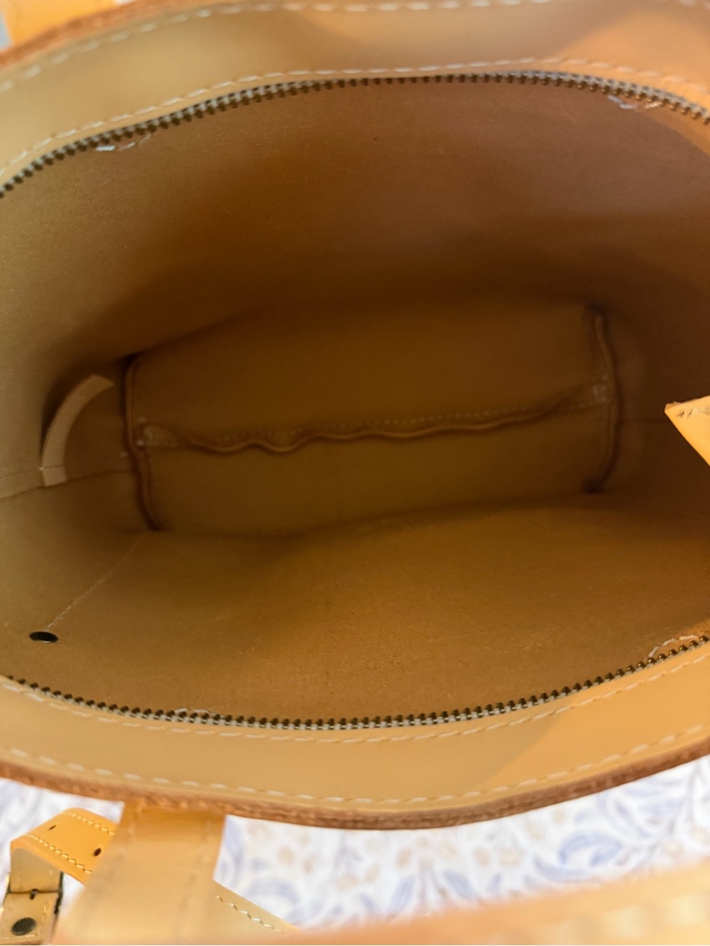 Portland Leather Goods Crossbody Tote - Picture 7 of 9